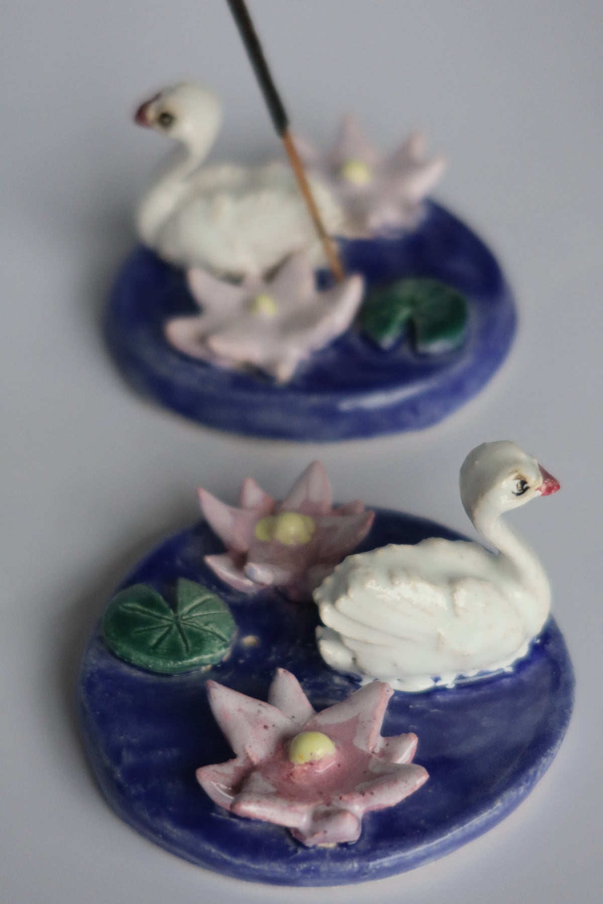 Swan incense holder