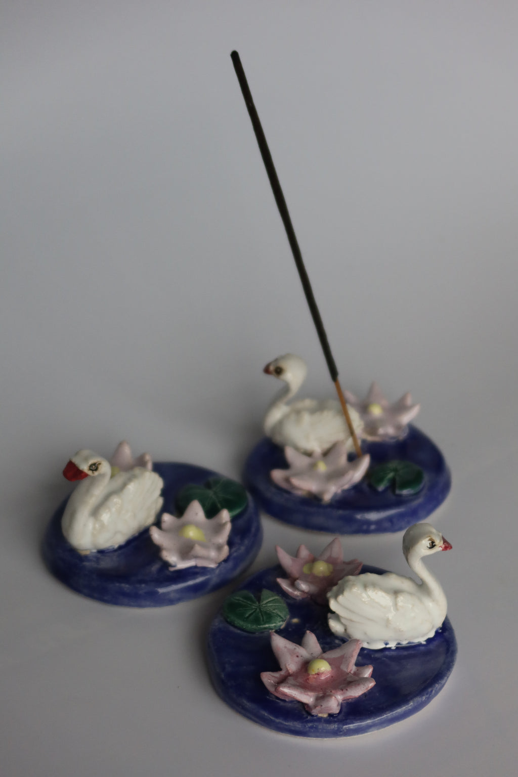 Swan incense holder